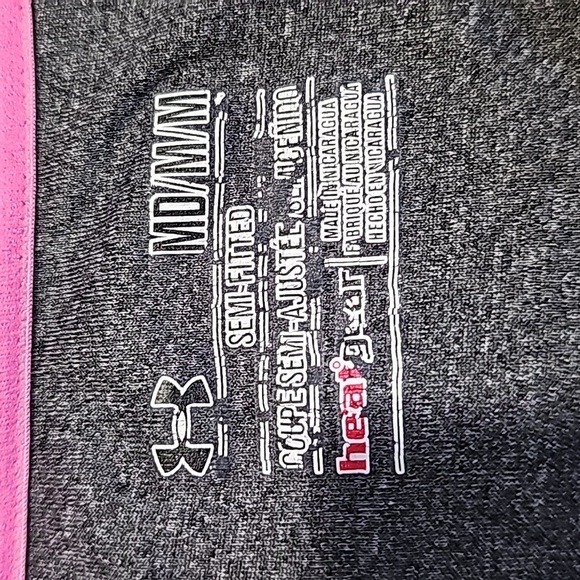 Under Armour medium heatgear gray and pink semi fitted athletic top - Picture 6 of 7